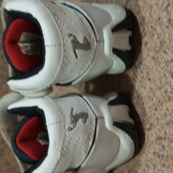 Kid Connection toddler size 2 action flex sneakers - Picture 5 of 10